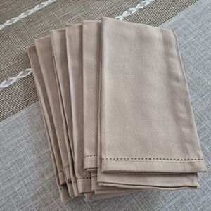 Cloth Napkins Set Of Six,18"x18", Light Taupe NEW, Unused.